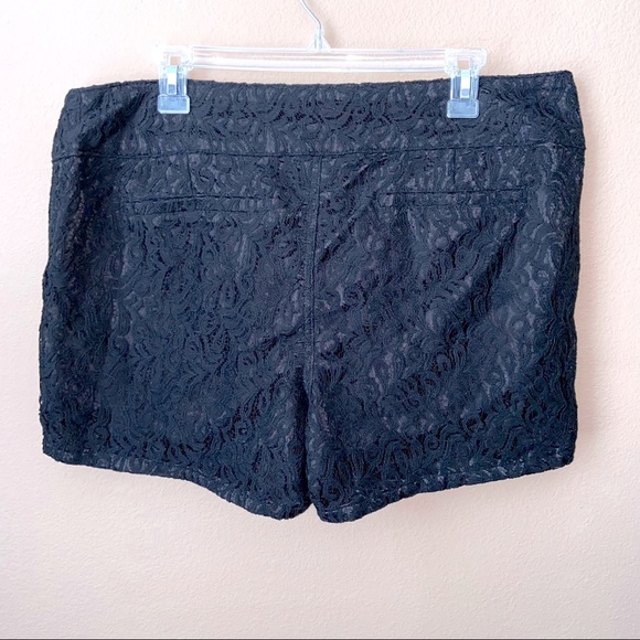 Metaphor black mid-rise laced vintage shorts. - Picture 2 of 2